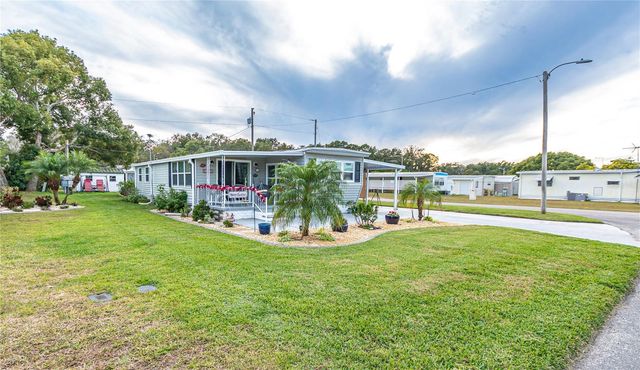 37218 SANDRA AVENUE, Zephyrhills, FL 33542