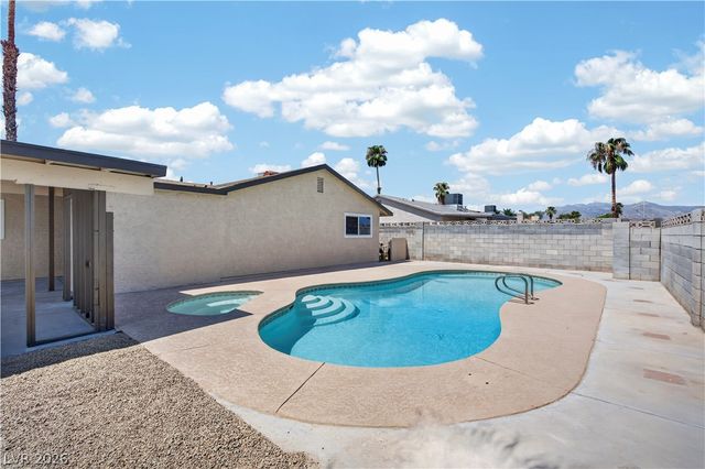 6216 Sespe Street, Las Vegas, NV 89108