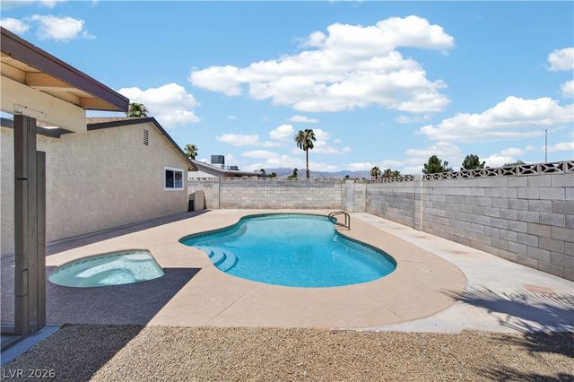 6216 Sespe Street, Las Vegas, NV 89108