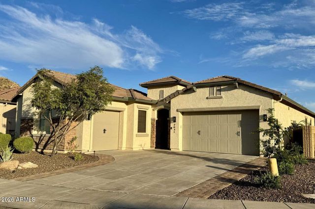 2031 W CHIMNEY ROCK Road, Phoenix, AZ 85085