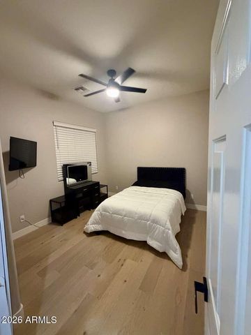 2031 W CHIMNEY ROCK Road, Phoenix, AZ 85085