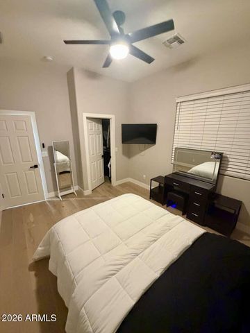 2031 W CHIMNEY ROCK Road, Phoenix, AZ 85085