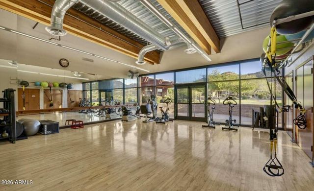 2031 W CHIMNEY ROCK Road, Phoenix, AZ 85085