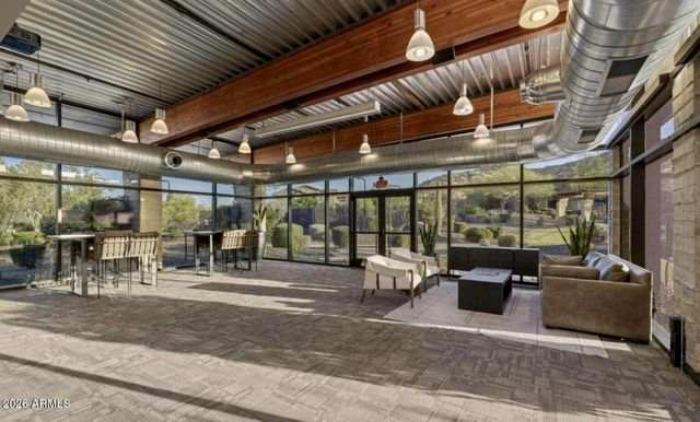 2031 W CHIMNEY ROCK Road, Phoenix, AZ 85085