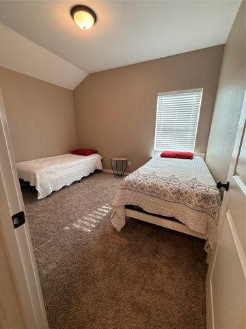 17115 Meadowview Lane, Lindale, TX 75771