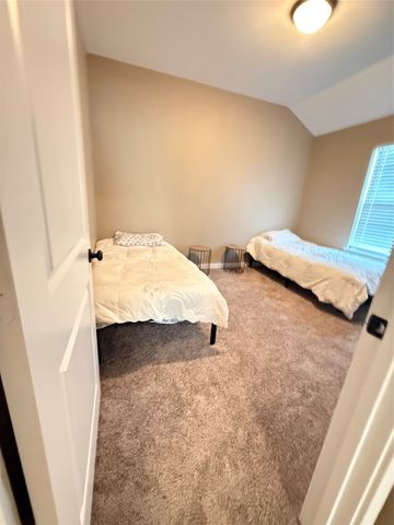 17115 Meadowview Lane, Lindale, TX 75771