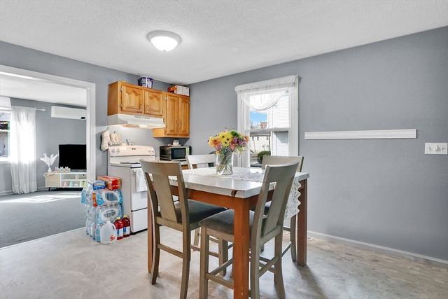 540-542 Union St, Springfield, MA 01109