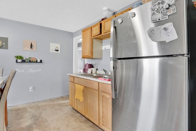 540-542 Union St, Springfield, MA 01109