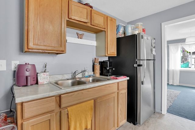 540-542 Union St, Springfield, MA 01109