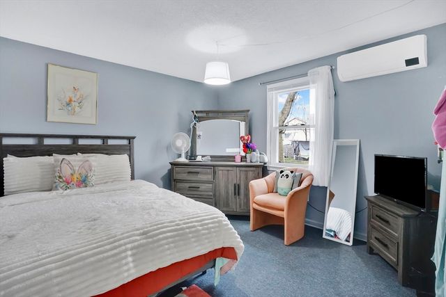 540-542 Union St, Springfield, MA 01109