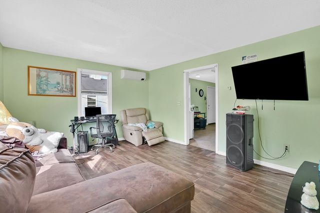 540-542 Union St, Springfield, MA 01109