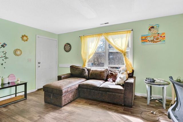 540-542 Union St, Springfield, MA 01109