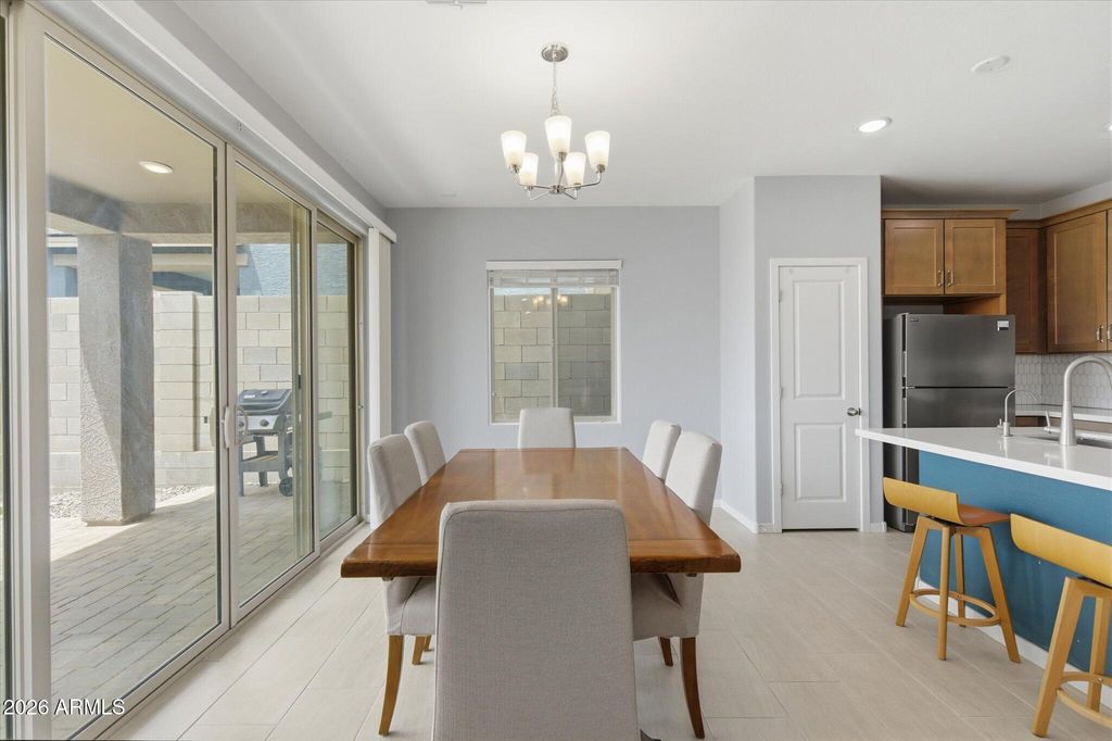 Image 11 of property listing at 2150 N MARKETSIDE Avenue, Buckeye, AZ 85396