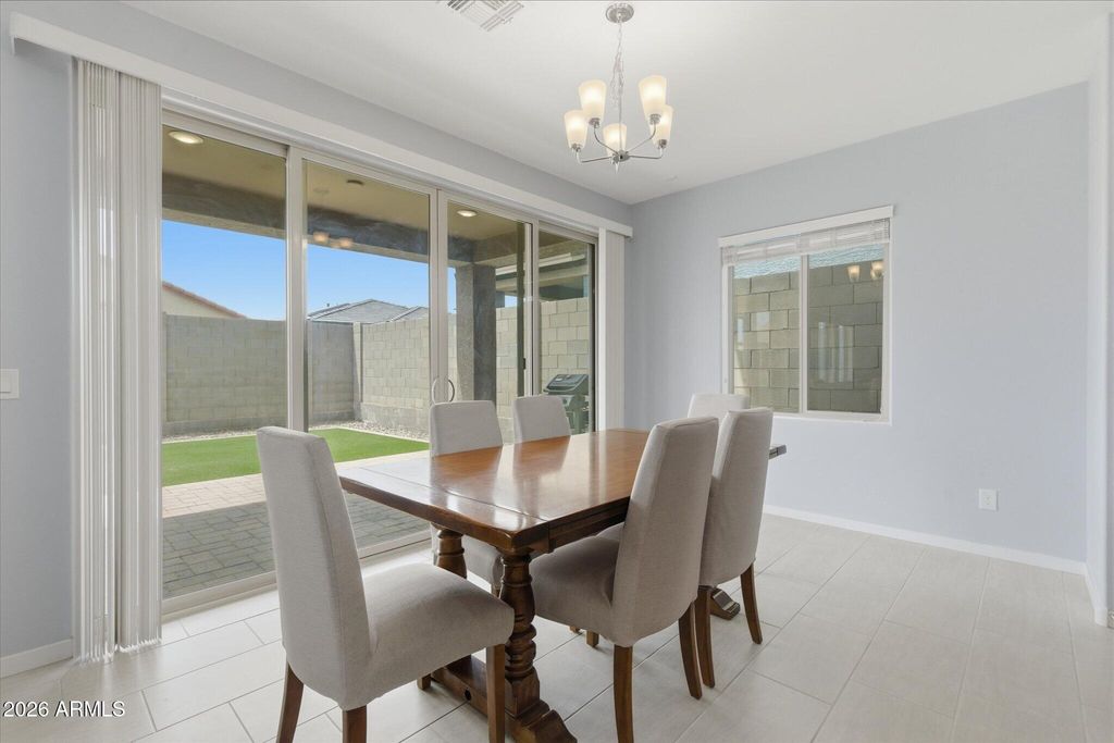 Image 12 of property listing at 2150 N MARKETSIDE Avenue, Buckeye, AZ 85396