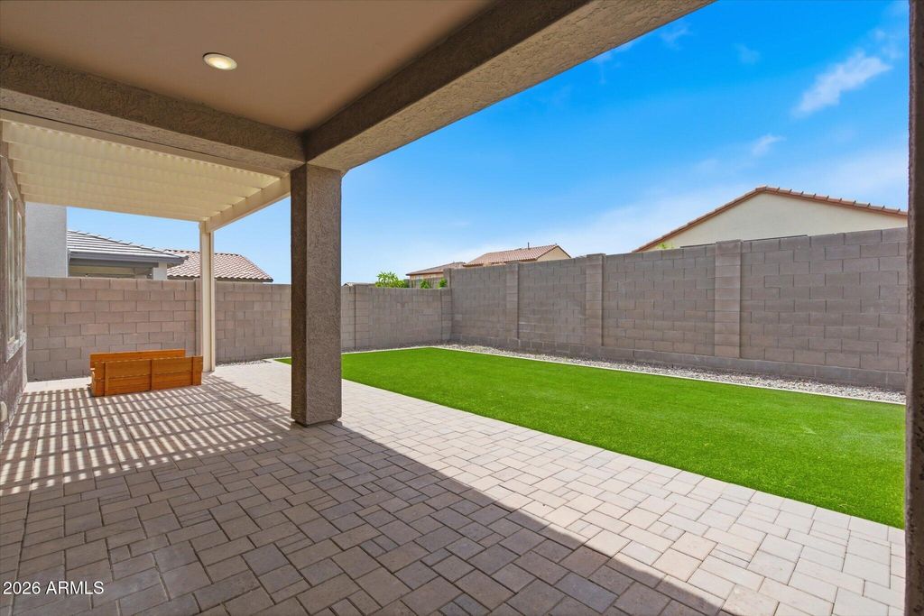 Image 39 of property listing at 2150 N MARKETSIDE Avenue, Buckeye, AZ 85396
