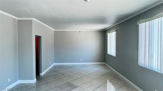 8492 Indigo Harbor Avenue, Las Vegas, NV 89117