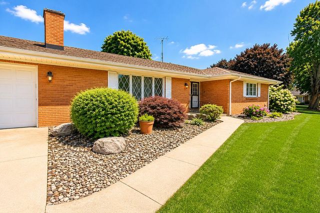 1004 W 18th Street, La Porte, IN 46350