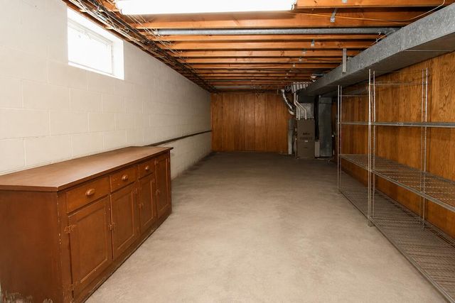 1004 W 18th Street, La Porte, IN 46350
