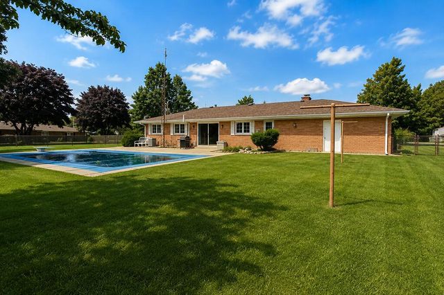 1004 W 18th Street, La Porte, IN 46350