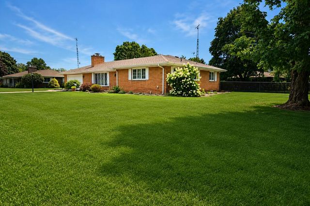 1004 W 18th Street, La Porte, IN 46350