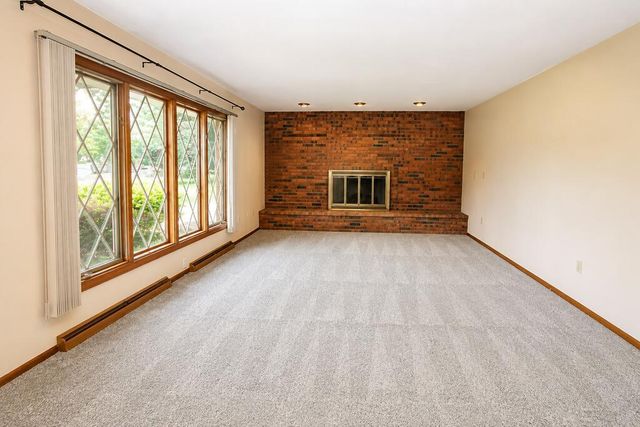 1004 W 18th Street, La Porte, IN 46350