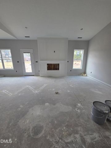 1521 Eastbay Dr., Fayetteville, NC 28312