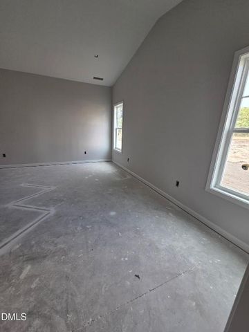 1521 Eastbay Dr., Fayetteville, NC 28312