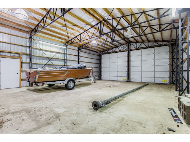 3913 Se WOODBURN Rd, Washougal, WA 98671