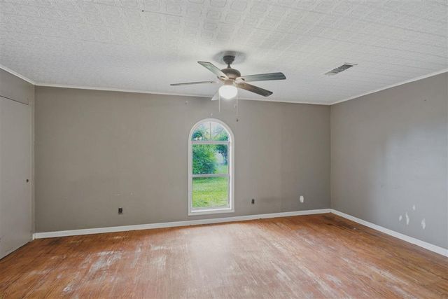 1003 Hickman Drive, Westlake, LA 70669