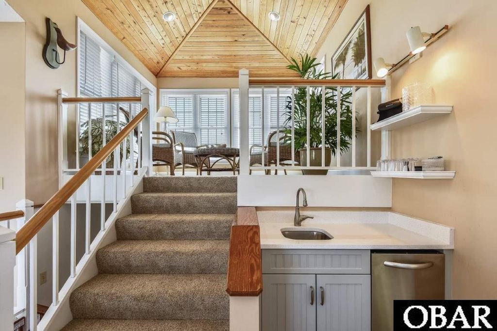 Image 14 of property listing at 112 Mainsail Court Lot# 6, Duck, NC 27949