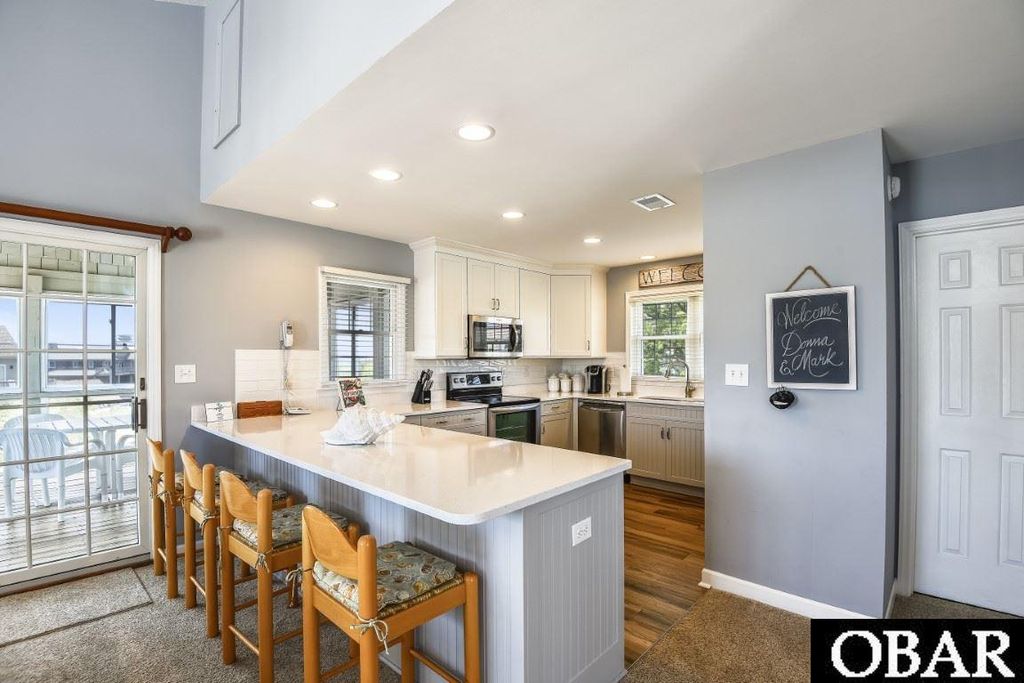 Image 5 of property listing at 112 Mainsail Court Lot# 6, Duck, NC 27949