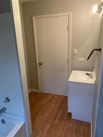 4810 Ogden Road, Lake Charles, LA 70605