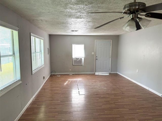 4810 Ogden Road, Lake Charles, LA 70605