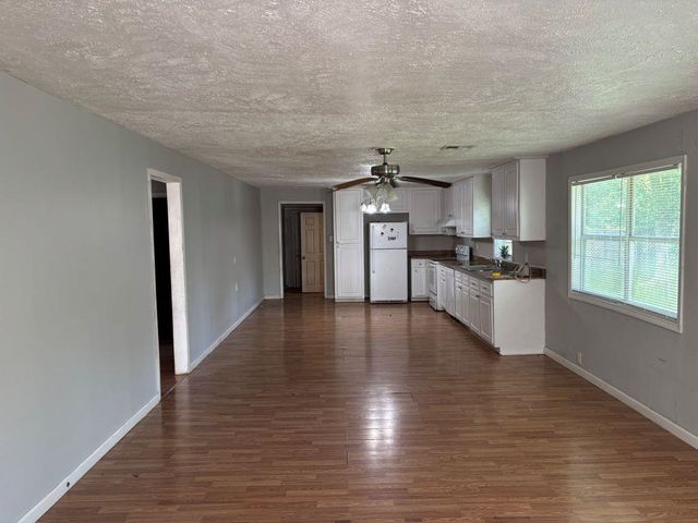 4810 Ogden Road, Lake Charles, LA 70605