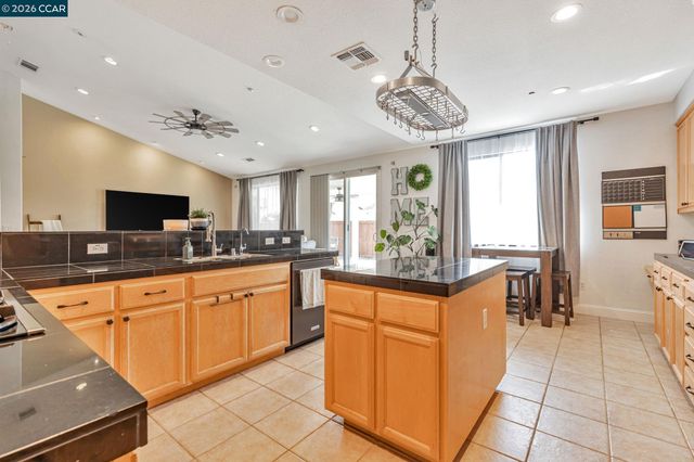1108 Windhaven, Brentwood, CA 94513