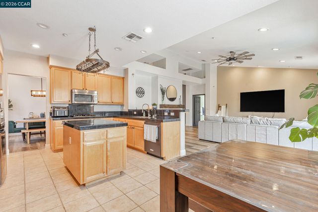 1108 Windhaven, Brentwood, CA 94513