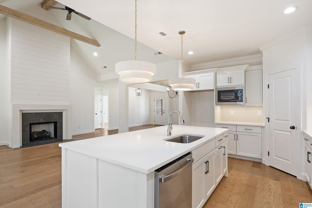 323 EMERALD LANE, Chelsea, AL 35043