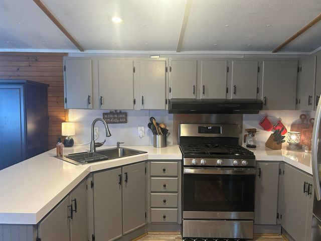76 Crystal Springs Way, Somersworth, NH 03878