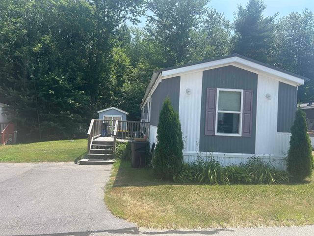 76 Crystal Springs Way, Somersworth, NH 03878