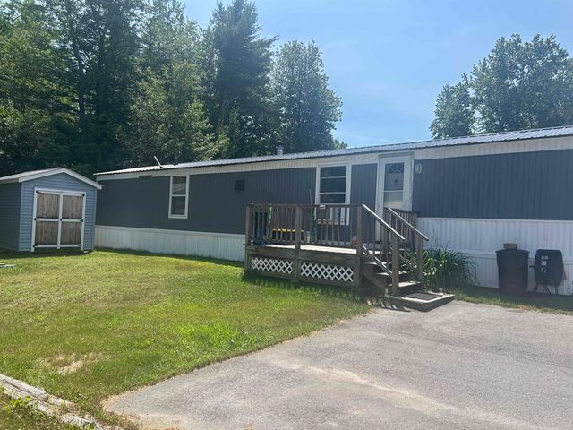 76 Crystal Springs Way, Somersworth, NH 03878
