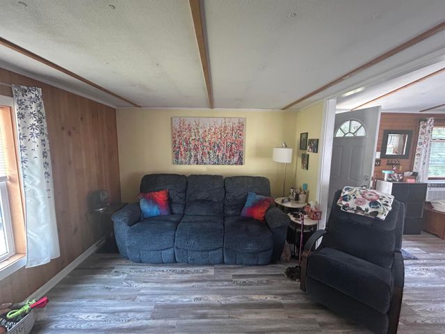 76 Crystal Springs Way, Somersworth, NH 03878