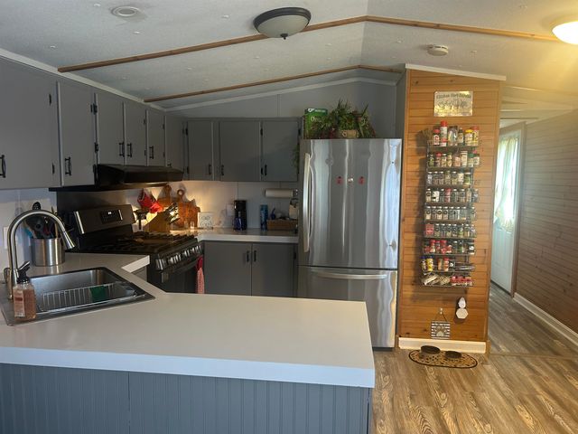 76 Crystal Springs Way, Somersworth, NH 03878