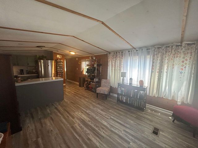 76 Crystal Springs Way, Somersworth, NH 03878