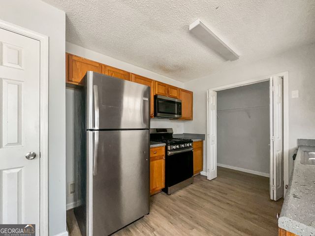 615 Fieldcrest Drive, Mcdonough, GA 30253