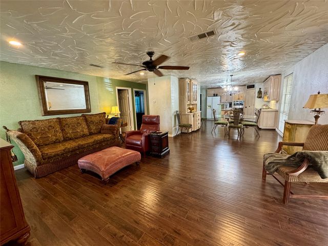 2320 Village Way, Dallas, TX 75216