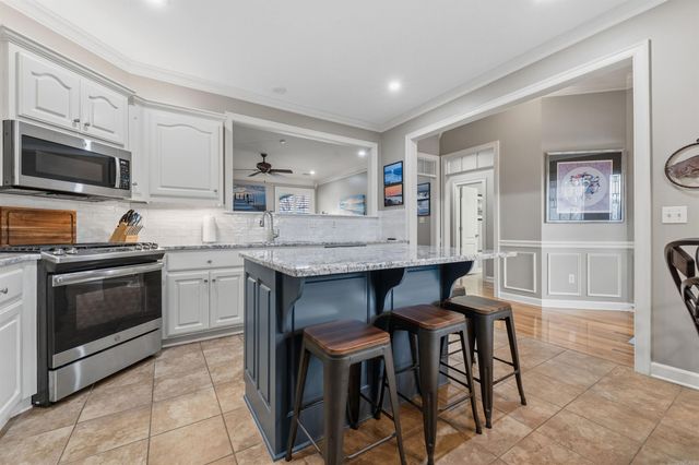 110 Sancerre Drive, Maumelle, AR 72113