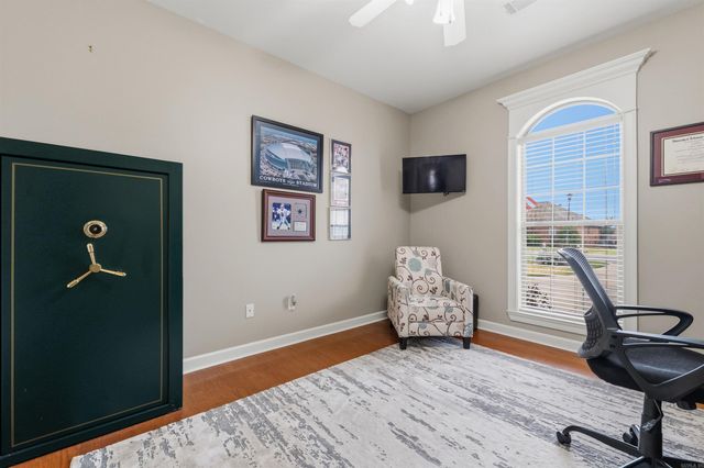 110 Sancerre Drive, Maumelle, AR 72113