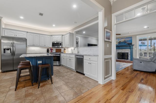 110 Sancerre Drive, Maumelle, AR 72113