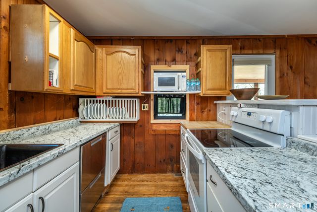 72 Hickory Hill Road, Morris, CT 06758