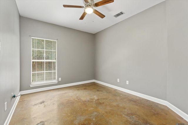 270 Stoney Creek Ave, Baton Rouge, LA 70808